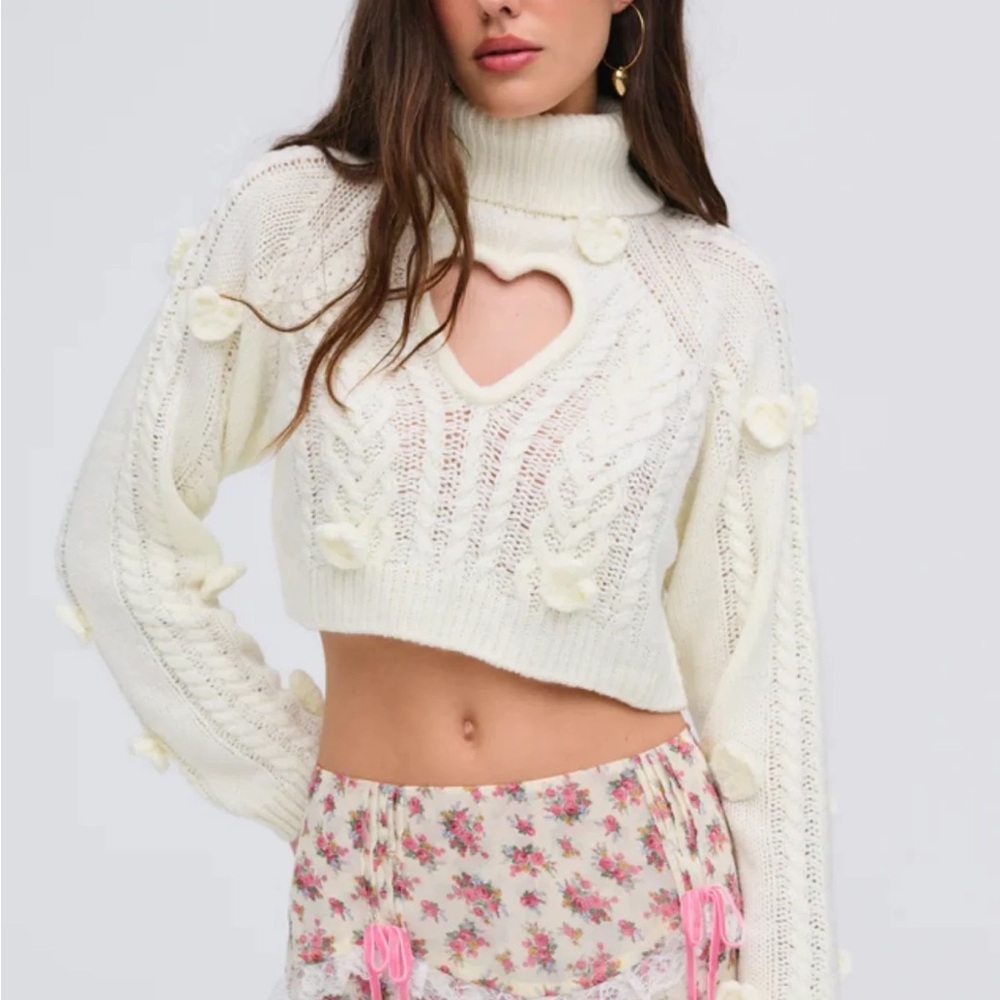 FLL REBECCA HEART SWEATER